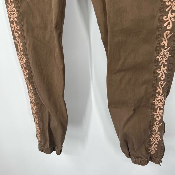 Sundance Melbourne Embroidered Jogger Pants - Picture 4 of 7